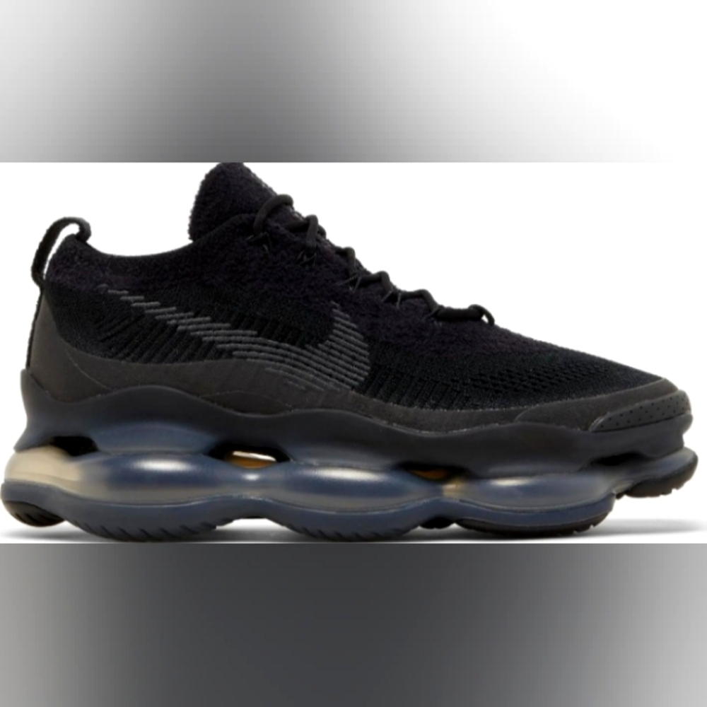 NIKE AIR MAX WMNS SCORPION FLYKNIT 'TRIPLE BLACK' 6.5=5y- DJ4702-002